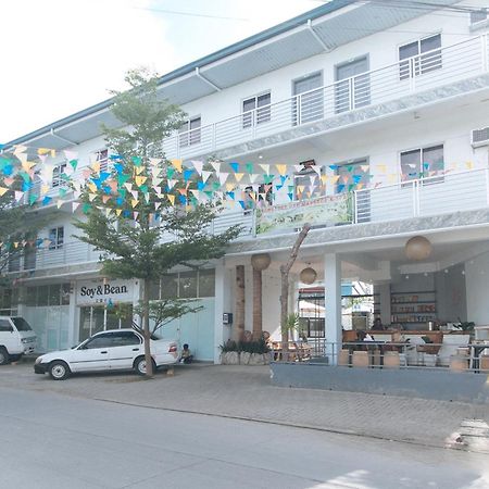 Reddoorz At Fat J Apartelle Mactan Cebu Екстер'єр фото