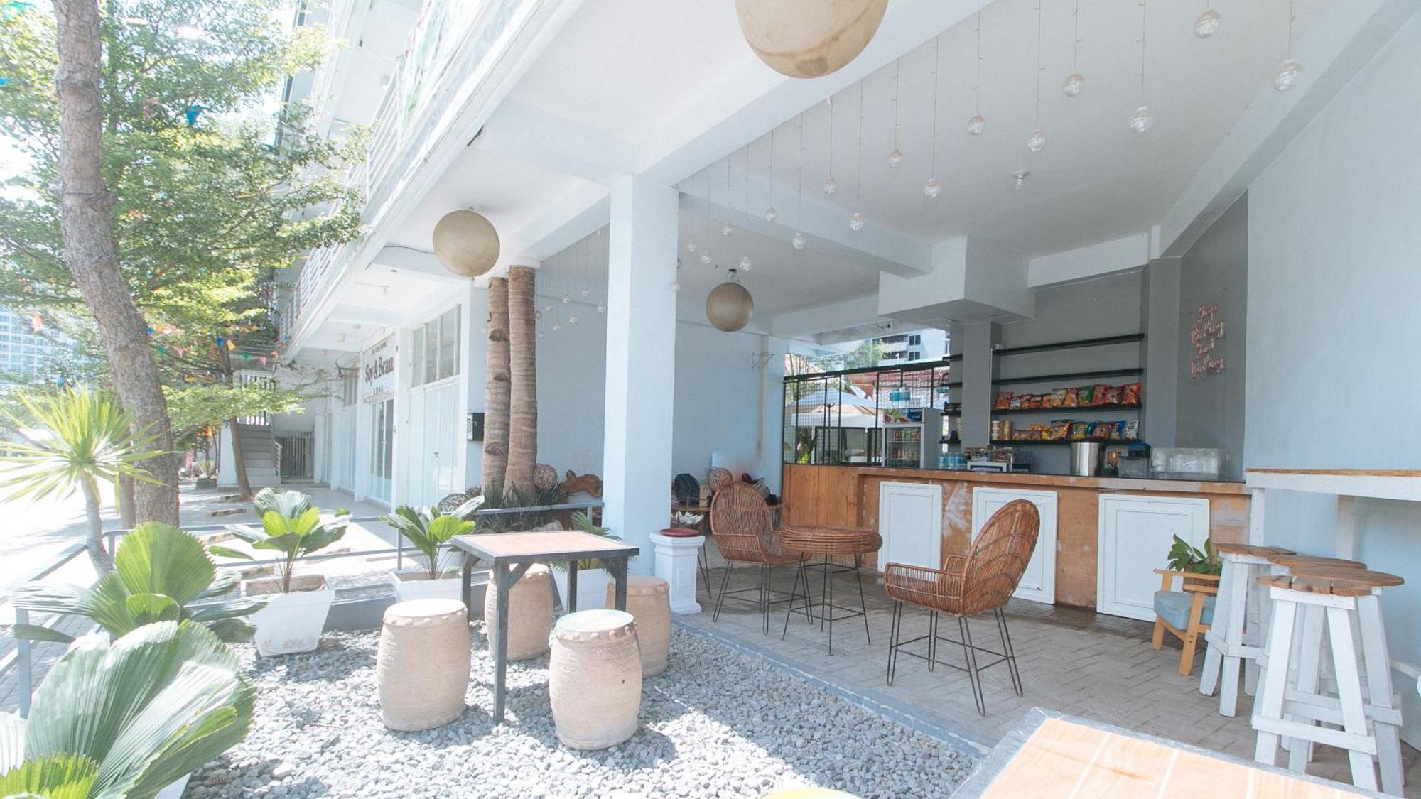 Reddoorz At Fat J Apartelle Mactan Cebu Екстер'єр фото