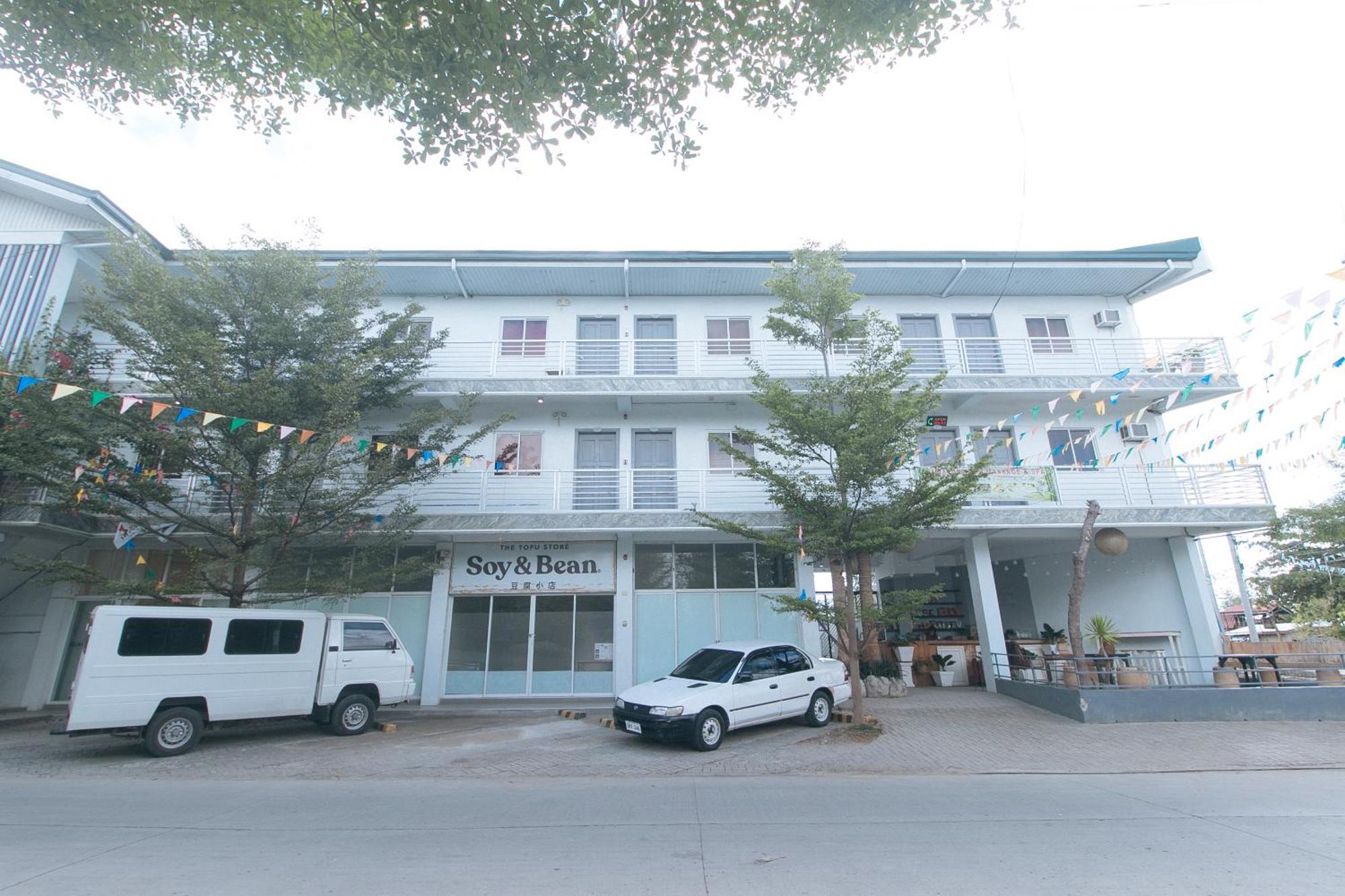 Reddoorz At Fat J Apartelle Mactan Cebu Екстер'єр фото